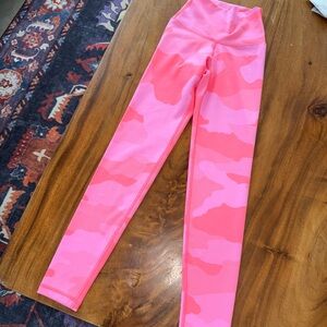 Aerie Pink Camo Leggings